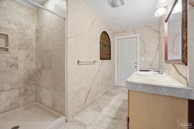 520 Parish Blvd, Mary Esther FL 32569 photo 16