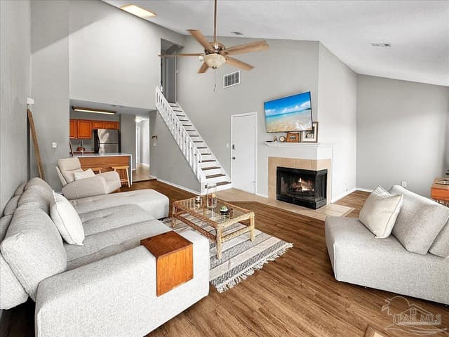5001 Grande Dr # 823, Pensacola FL 32504 exterior