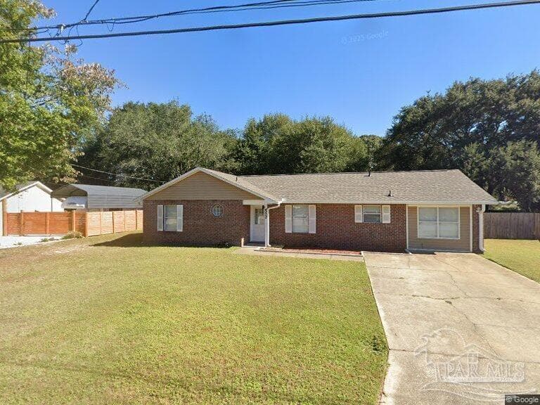 4252 Castille Ave, Milton FL 32571 photo 1