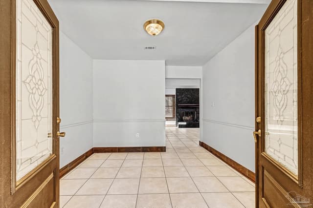101 Thurston Pl property photo