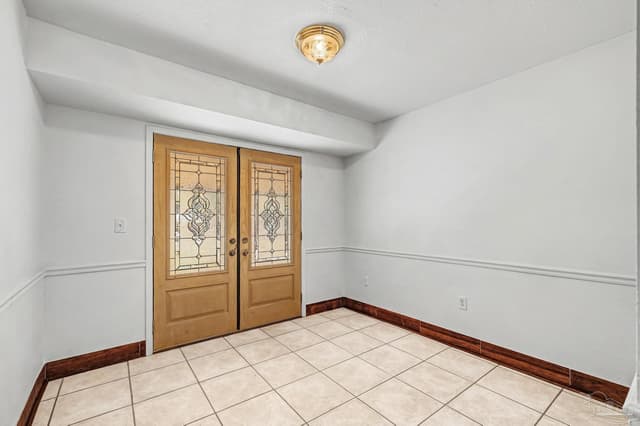 101 Thurston Pl property photo