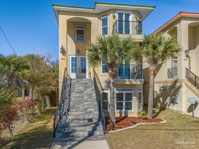 1806 Cypress St, Pensacola FL 32502 exterior