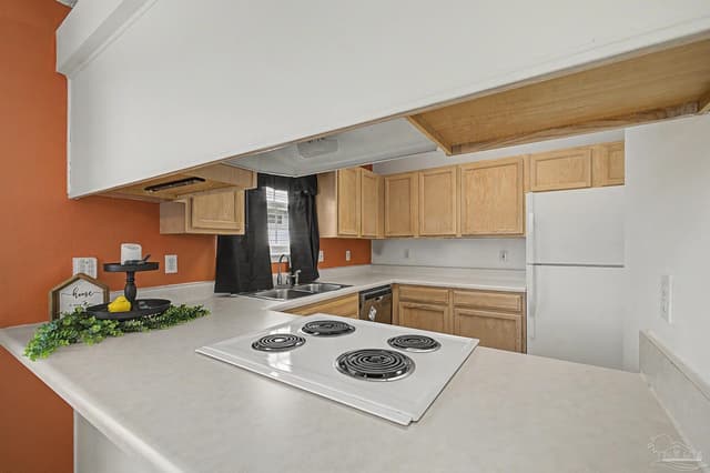 810 Hanover Dr, Pensacola FL 32526 photo 16