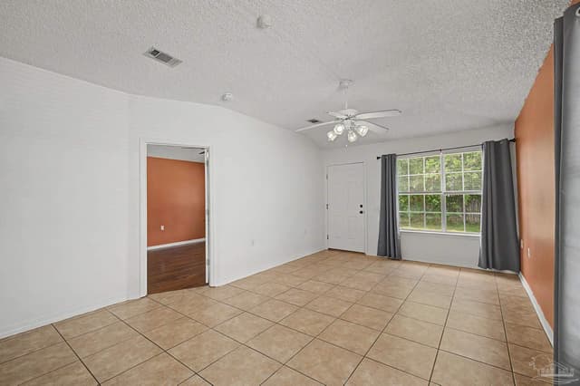 810 Hanover Dr, Pensacola FL 32526 photo 9
