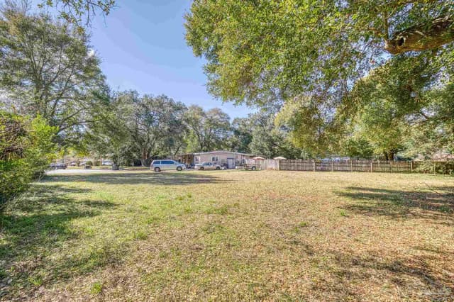 514 S Edgewood Cir, Pensacola FL 32506 photo 7