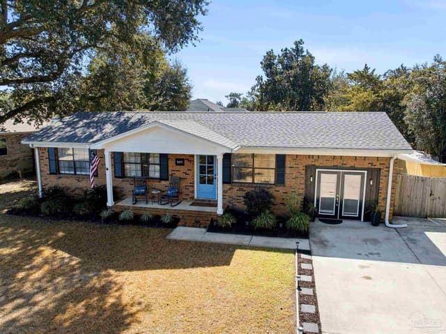 5471 Bonanza Dr, Gulf Breeze FL 32563 photo 2