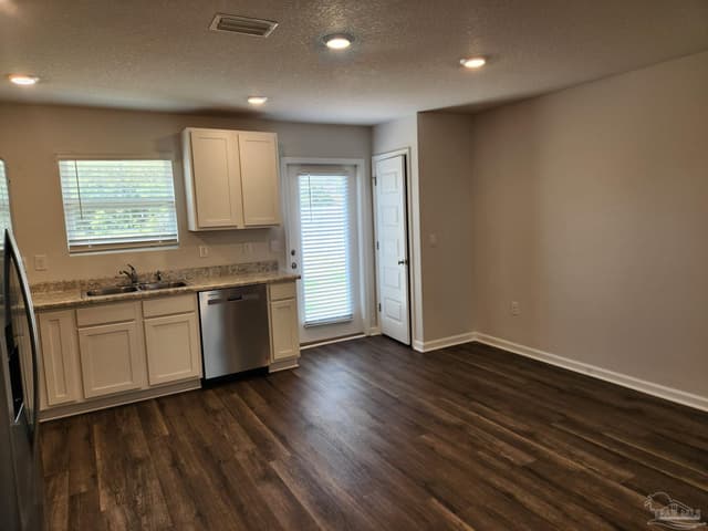 6179 June Bug Dr, Milton FL 32583 photo 7