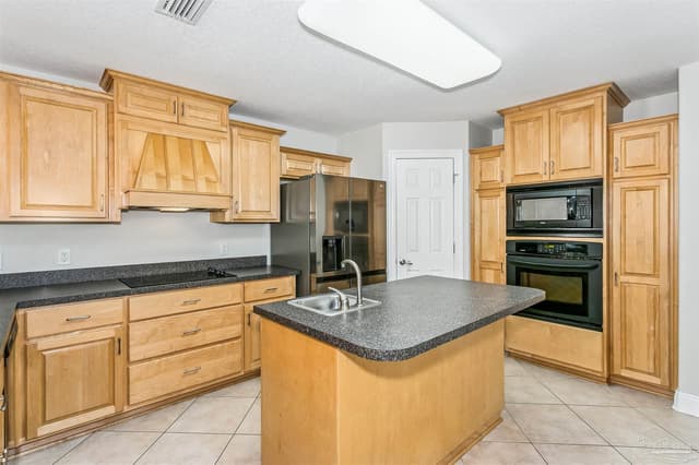 5643 Dunbar Cir, Milton FL 32583 photo 13