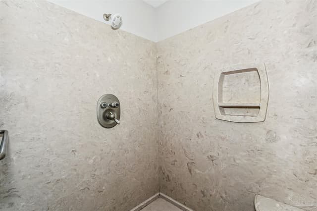 5643 Dunbar Cir, Milton FL 32583 photo 24