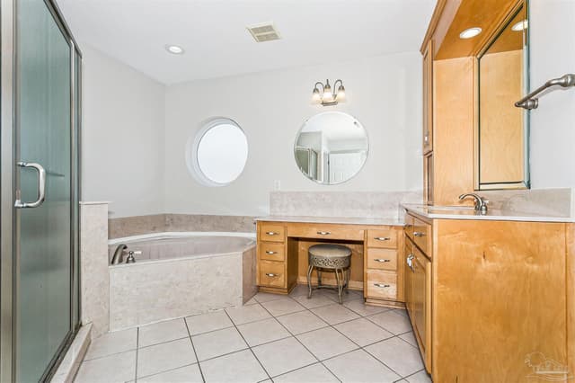 5643 Dunbar Cir, Milton FL 32583 photo 21