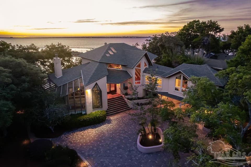 92 Highpoint Dr, Gulf Breeze FL 32561 photo 1