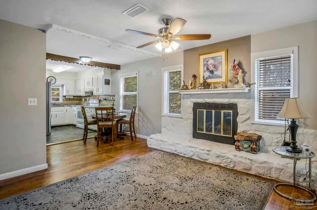 6589 Cedar St, Milton FL 32570 photo 13