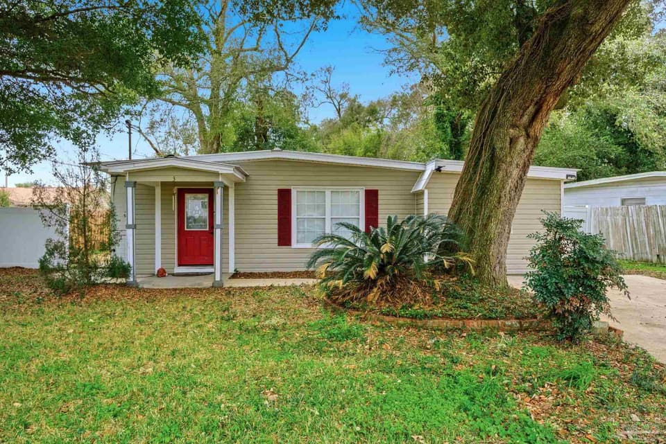 3 Teakwood Cir, Pensacola FL 32506 photo 1