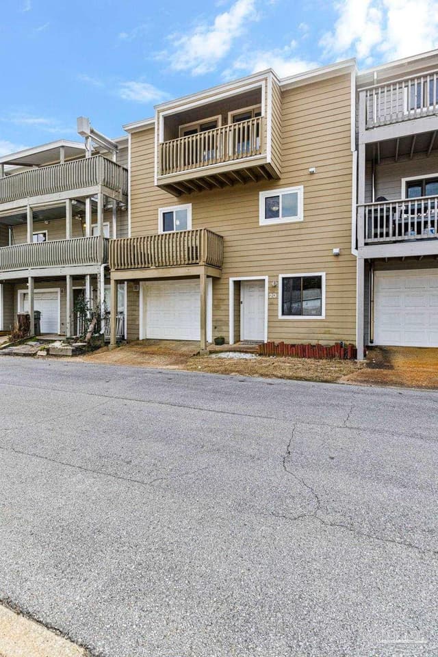 612 S 1st St # 20, Pensacola FL 32507 photo 6