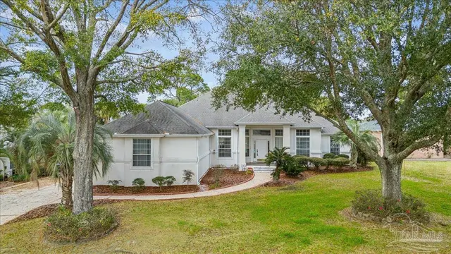 5029 High Pointe Dr, Pensacola FL 32505 exterior