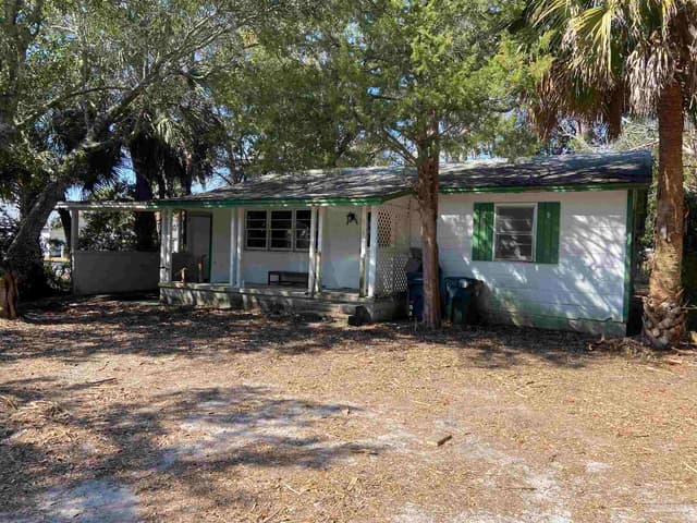3710 Stonewall Ave, Pensacola FL 32507 exterior
