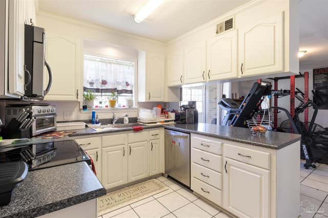 7342 Templeton Rd, Pensacola FL 32506 photo 12