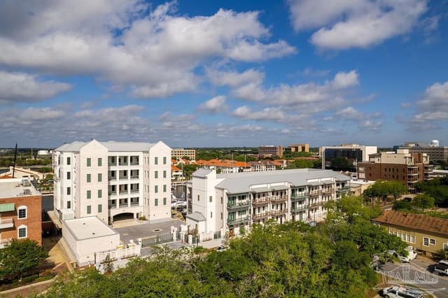 800 S Palafox St # 301, Pensacola FL 32502 exterior
