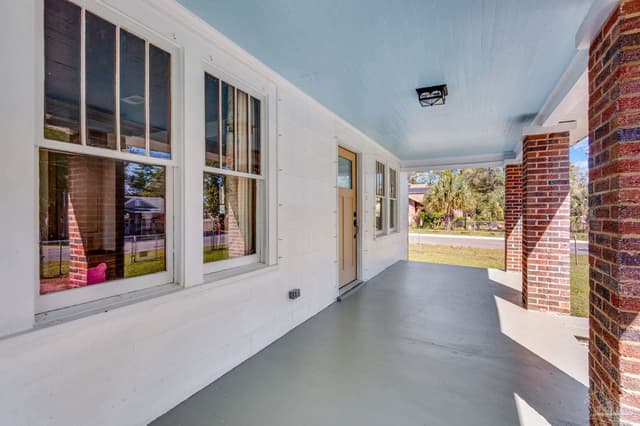 2500 W Jackson St, Pensacola FL 32505 photo 5