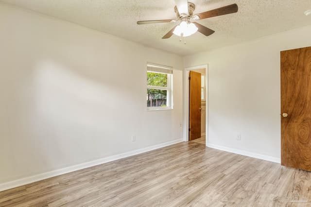 3255 Newton Dr, Pensacola FL 32503 photo 13