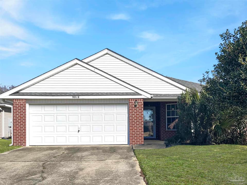 9018 Camelot Pl, Pensacola FL 32534 photo 1
