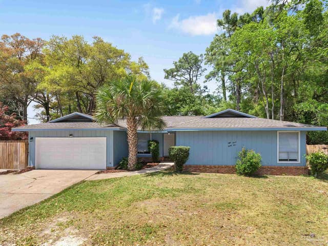 5731 Langley Ct, Pensacola FL 32504 exterior