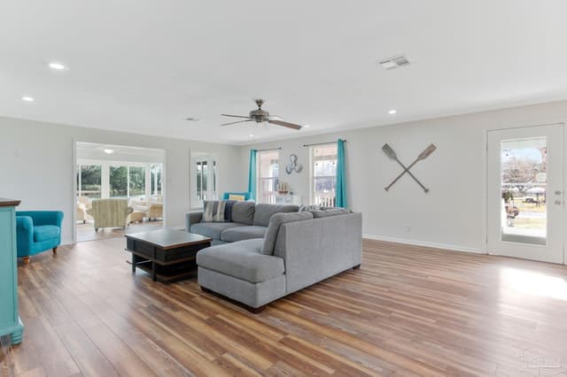 2750 Mercado Dr, Pensacola FL 32507 photo 21