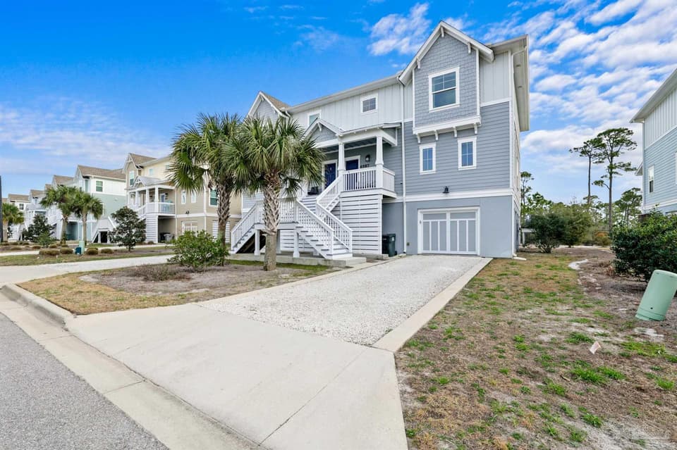6587 Carlinga Dr, Pensacola FL 32507 photo 1