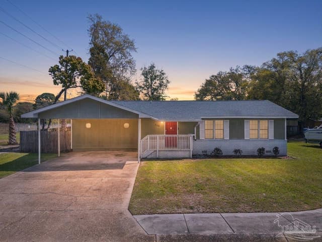 700 S I St, Pensacola FL 32502 exterior