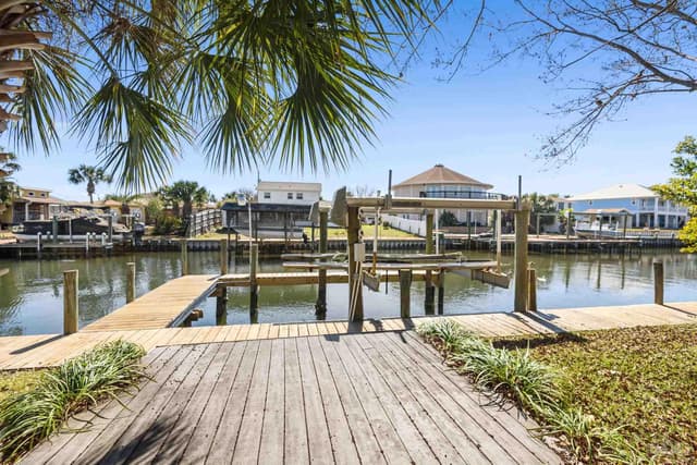 3367 Circle Dr, Gulf Breeze FL 32563 photo 3