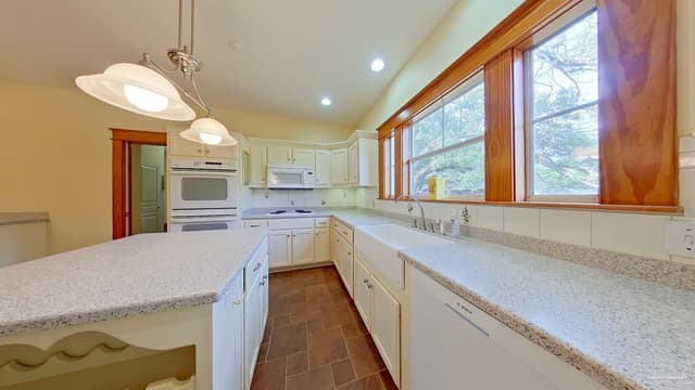5570 N Blue Angel Pkwy, Pensacola FL 32526 photo 32