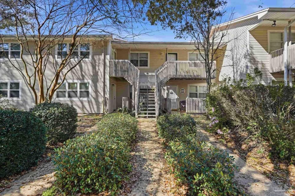 1200 Shoreline Dr # 413, Gulf Breeze FL 32561 photo 1