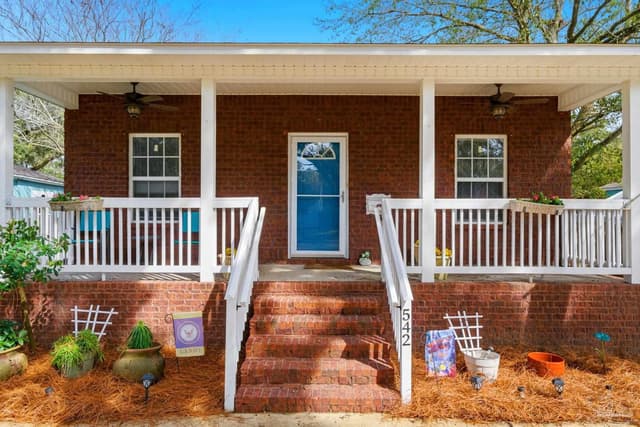 542 S 1st St, Pensacola FL 32507 photo 9