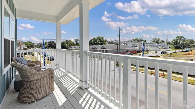 1310 Zarragossa St property photo