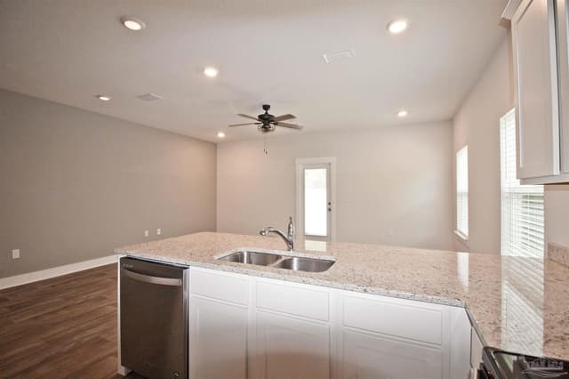 1541 Farragut Way, Pensacola FL 32534 photo 12