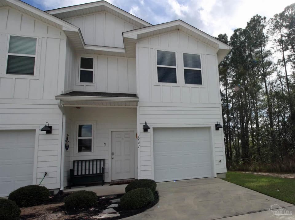 1541 Farragut Way, Pensacola FL 32534 photo 1