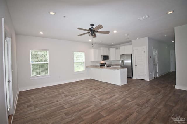1541 Farragut Way, Pensacola FL 32534 photo 8