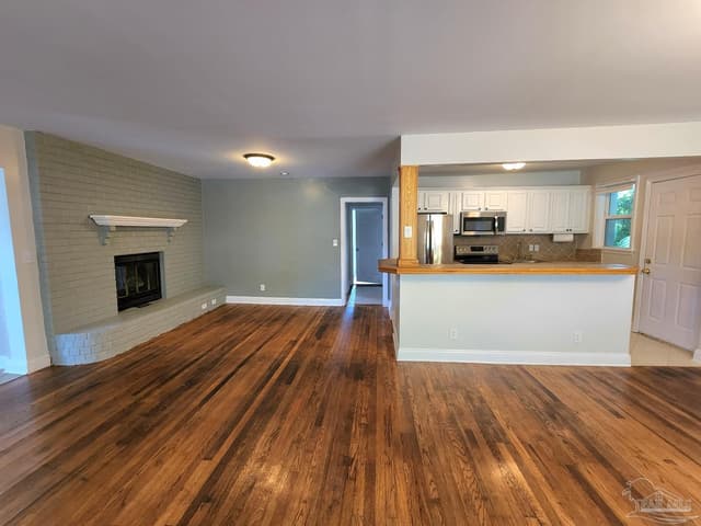 206 Berry Rd property photo