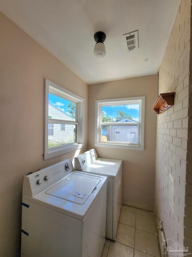 206 Berry Rd property photo