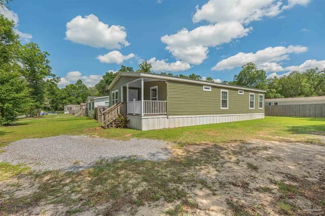 5144 Pauline St, Milton FL 32583 exterior