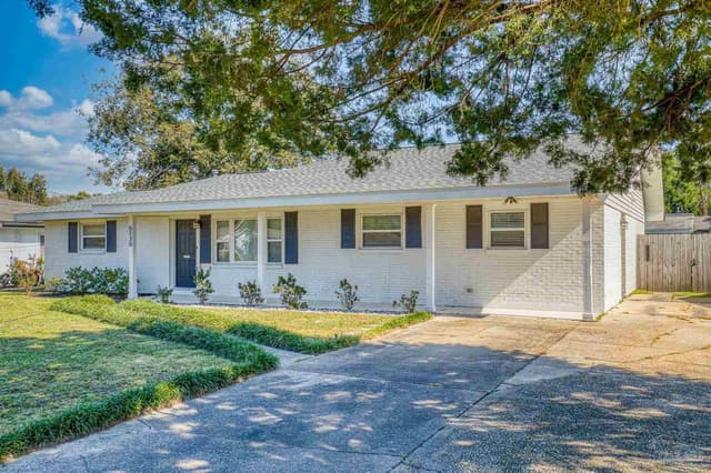 6130 Jasmine Rd, Pensacola FL 32504 exterior