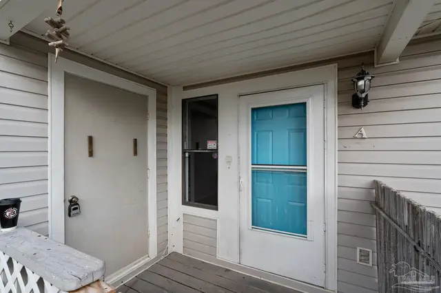 1301 Redwood Ln # A property photo