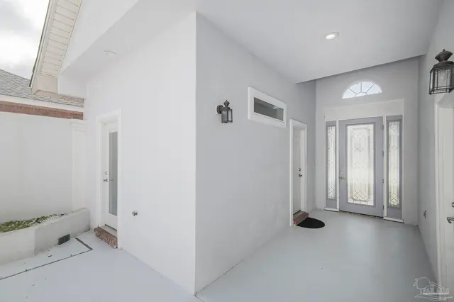 1200 Autumn Breeze Cir property photo