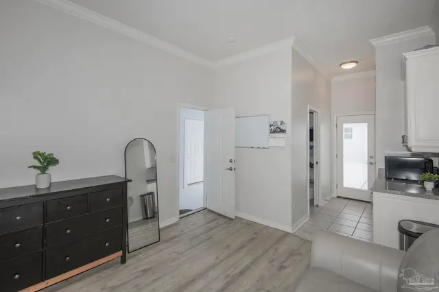 1200 Autumn Breeze Cir property photo
