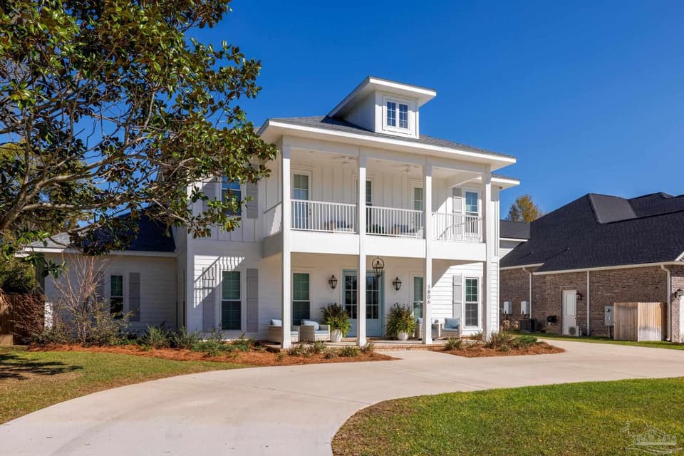 1806 E Hernandez St, Pensacola FL 32503 photo 1