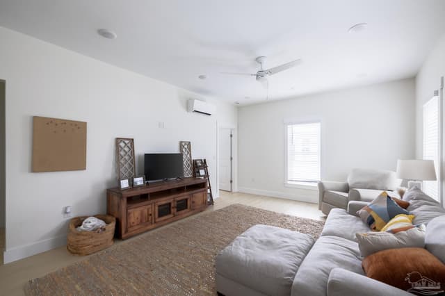 1806 E Hernandez St, Pensacola FL 32503 photo 34