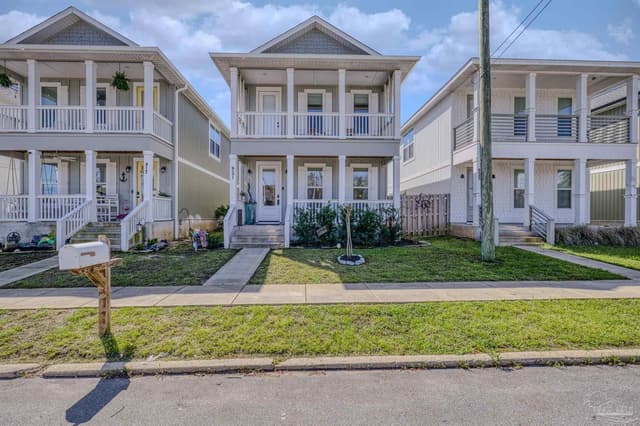 921 W Jackson St, Pensacola FL 32501 exterior