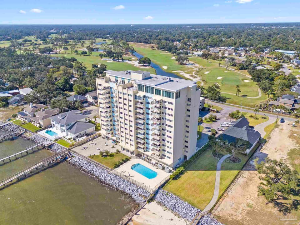 825 Bayshore Dr # 1104, Pensacola FL 32507 photo 1