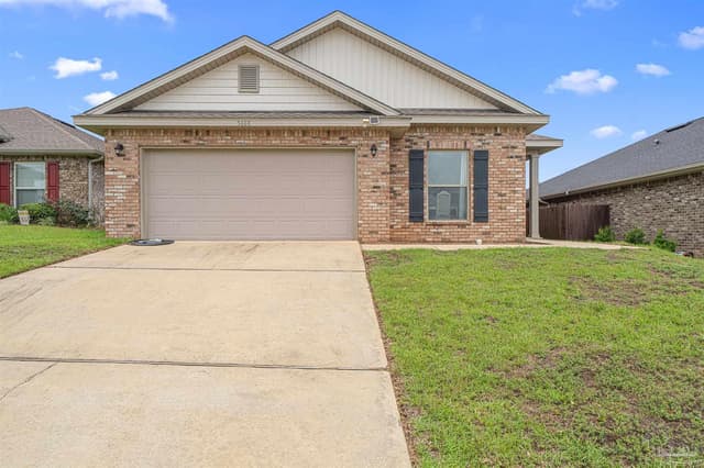 5608 Blue Sky Ct, Milton FL 32583 exterior
