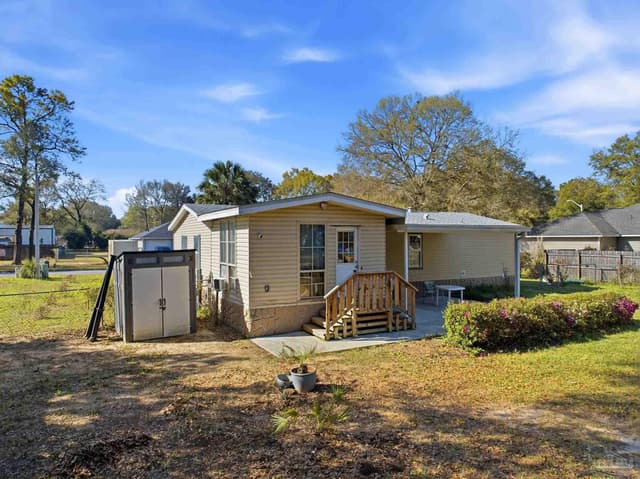 8962 Bluebell St, Milton FL 32583 photo 3